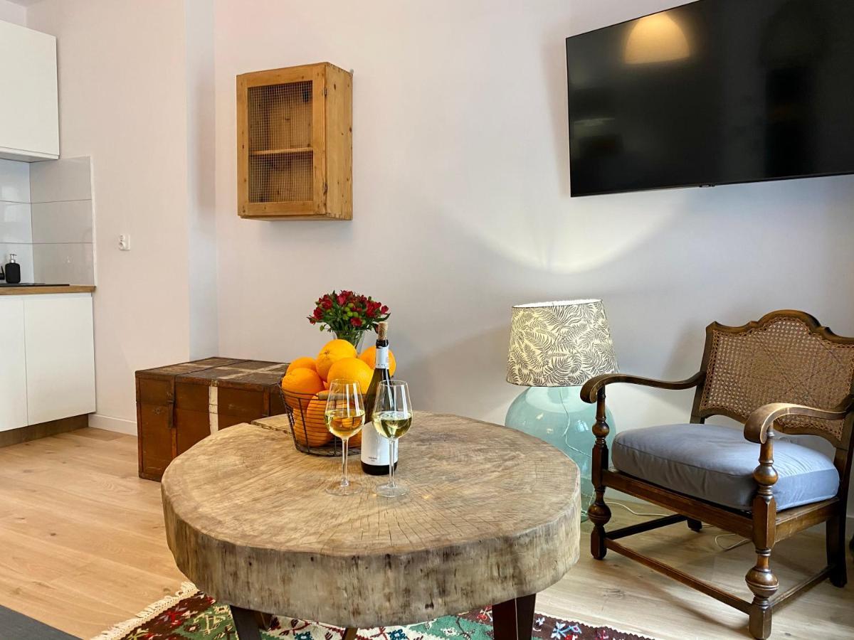 apartament Hrabala Jelenia Gora Bagian luar foto